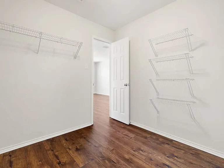 3918 Texas Hawthorn — Photo 13