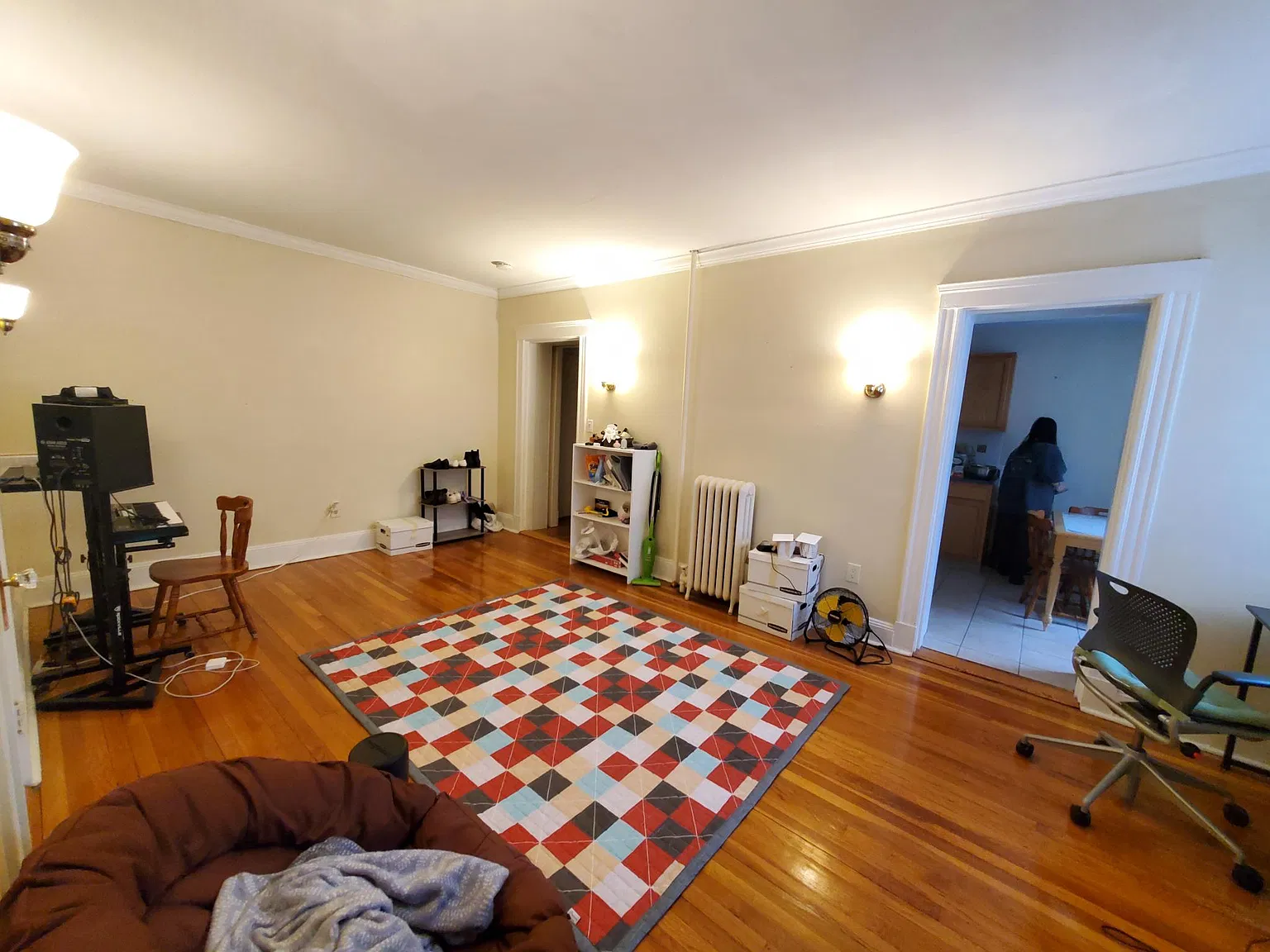 Studio, 500 sqft, $2,100 — Photo 4