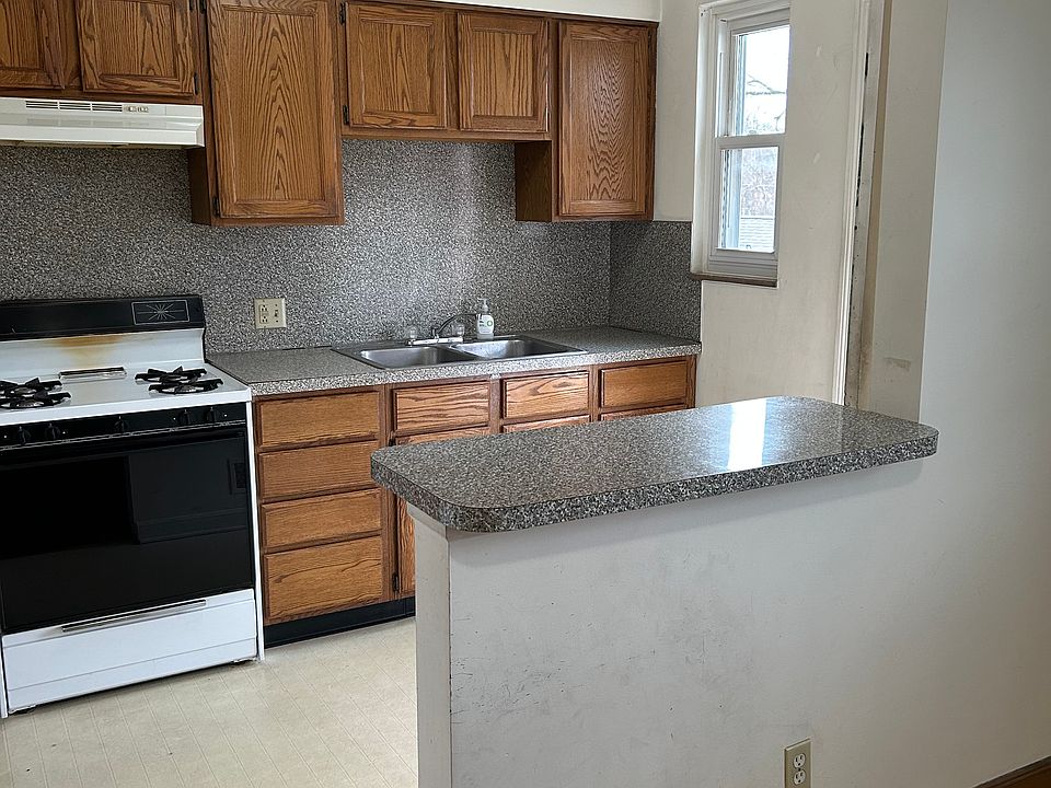 1st image of 2009 Elmwood Ave APT C