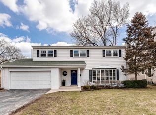 2790 Crabtree Ln, Northbrook, IL