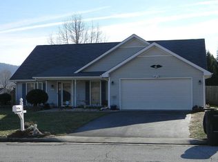 5414 Rome Dr, Roanoke, VA 24019