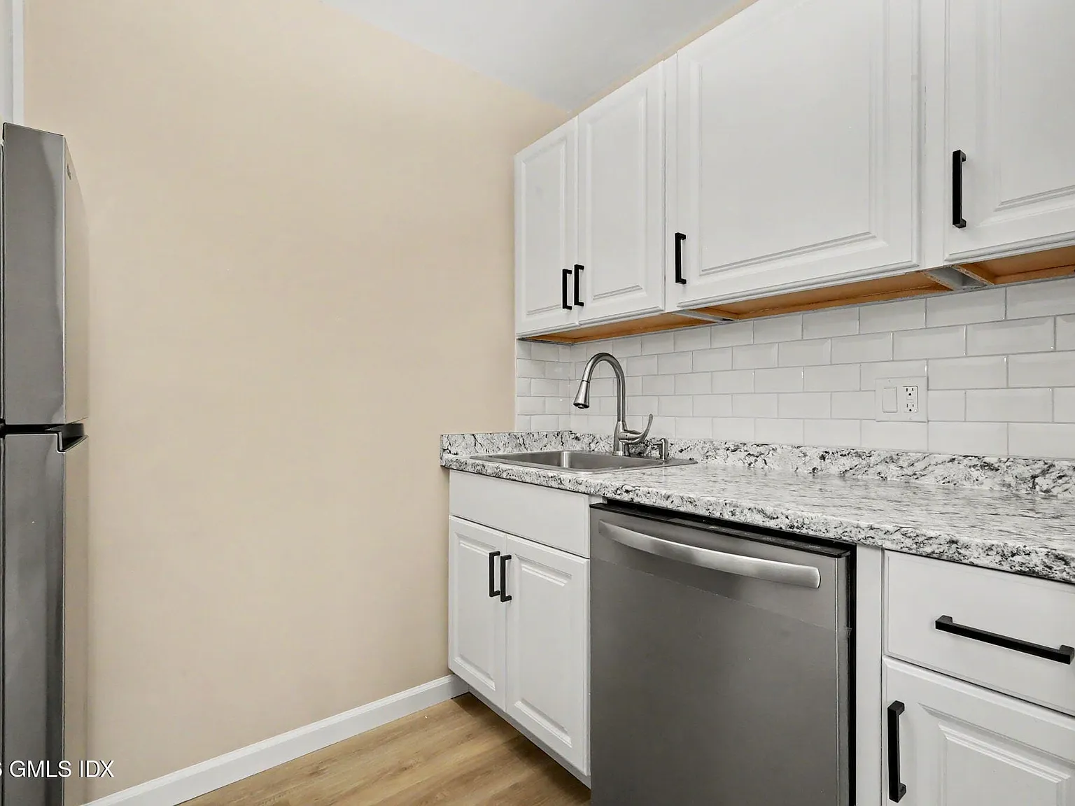 1 bed, 1.0 bath, 564 sqft, $2,750 — Photo 3