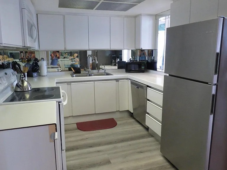 115 Lakeshore Dr #1548 — Photo 9