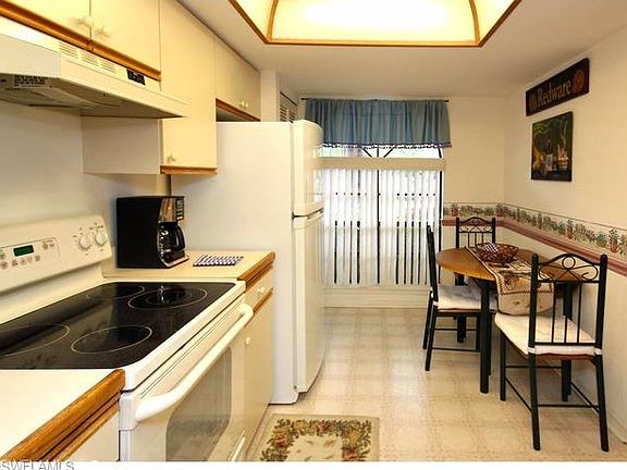 5th image of 267 Deerwood Cir APT 2