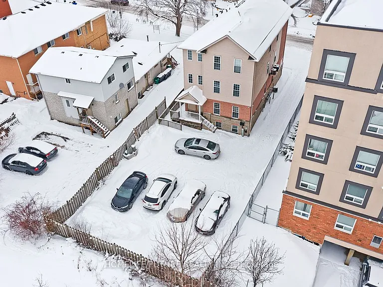 327 Spruce St #A — Photo 21