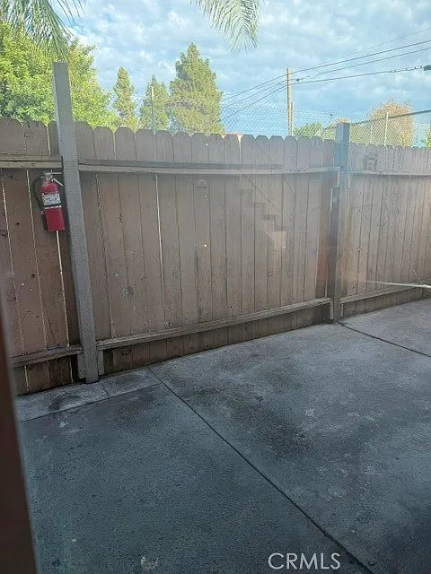 2 bed, 925 sqft, $2,400 — Photo 4