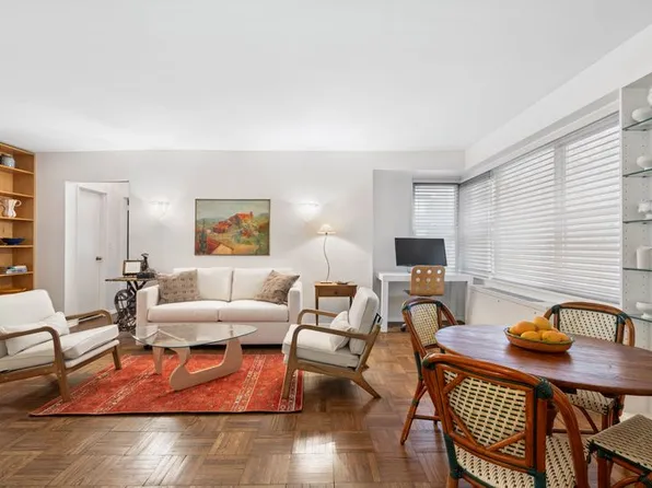 136 E 56th St APT 4B, New York, NY 10022