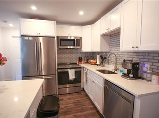 64 Duncan Ave, Providence, RI 02909