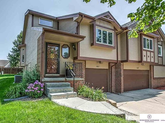 4th image of 6607 S 108th Ave
