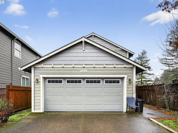 10535 SW Crestwood Dr, Beaverton, OR 97008