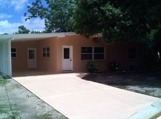 7624 19th St E, Sarasota, FL 34243
