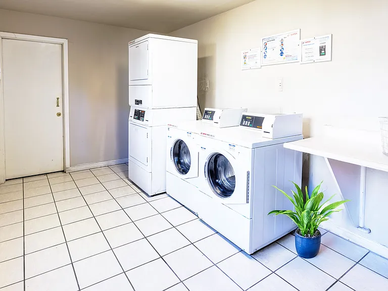 Sequoyah Apartments — Photo 5