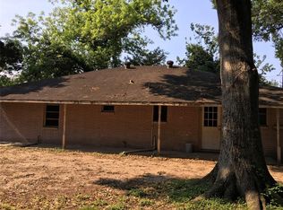 4914 E Fm 517, Dickinson, TX 77539