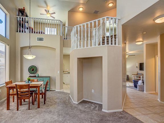 5th image of 450 E Placita Costana