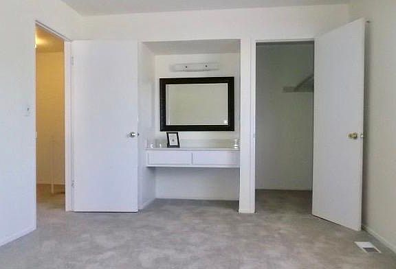 5th image of 214 Coy Dr APT 2