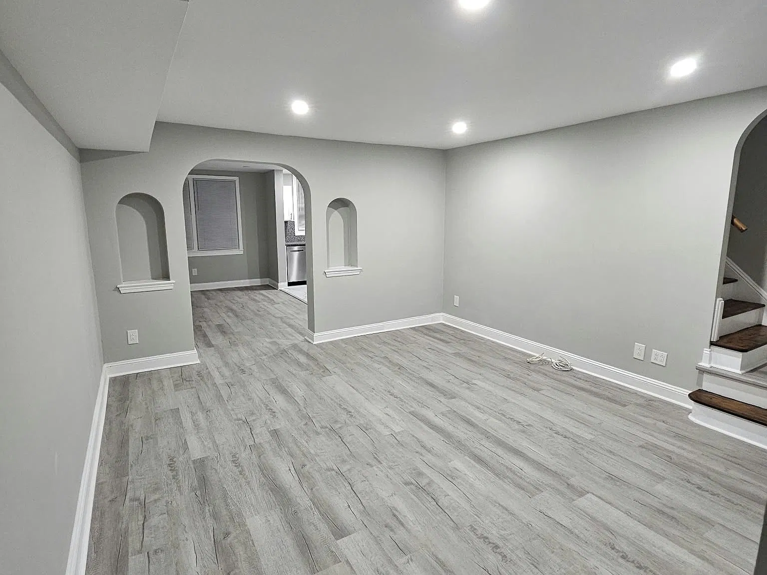 3 bed, 1226 sqft, $2,200 — Photo 2