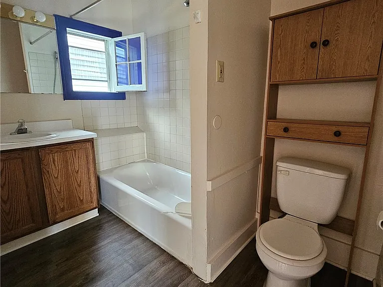 9 Rowley St #3 — Photo 19
