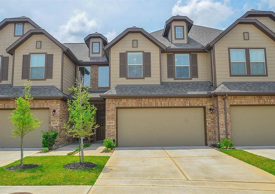 2nd image of 14935 Wicker Brook Ln