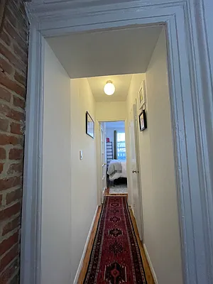 Rented by Realty Collective | media 18