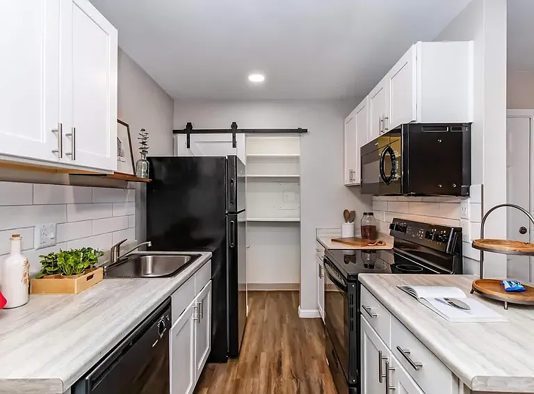 Shadowtree Apartment Homes — Photo 37