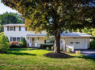 22 Kernwood Dr, Rochester, NY 14624