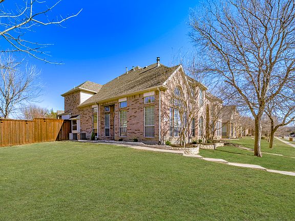 3rd image of 11202 Fountainbridge Dr