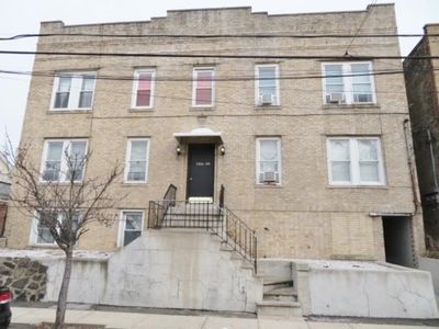 1406 8th St APT 8, North Bergen, NJ, 07047