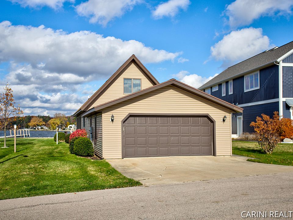1351 Bayview Dr, Holland, MI 49423 Zillow
