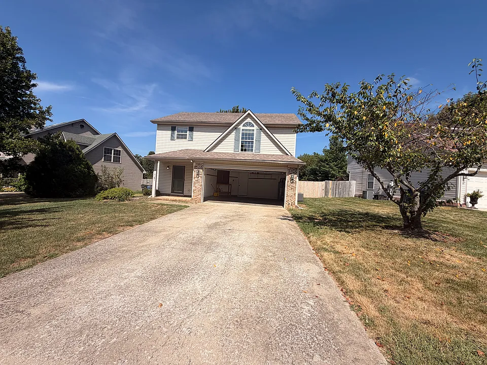 2185 Belmont Dr #1