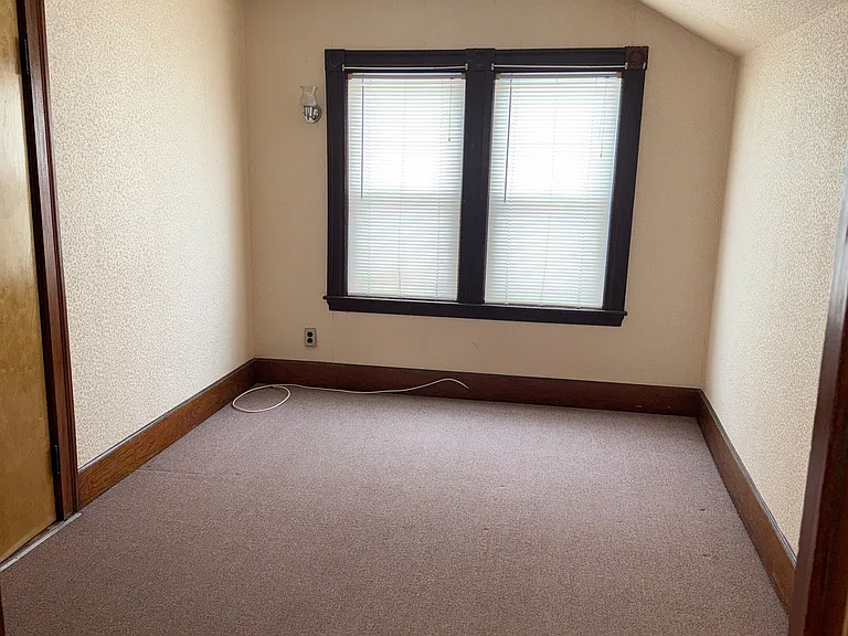 12 Grove St #3 — Photo 17
