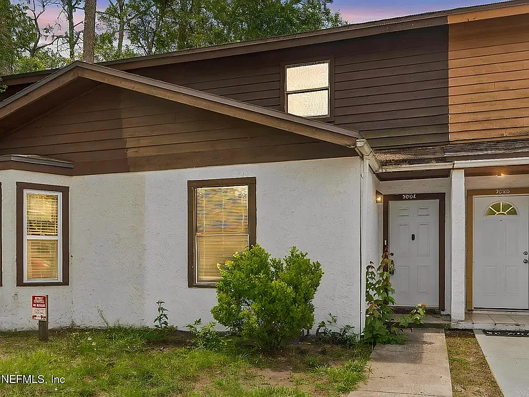7684 Jana Ln S — Photo 1