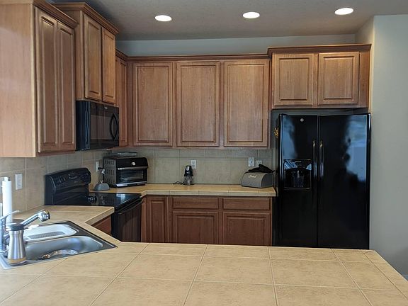 3rd image of 5313 NE 54th Ave