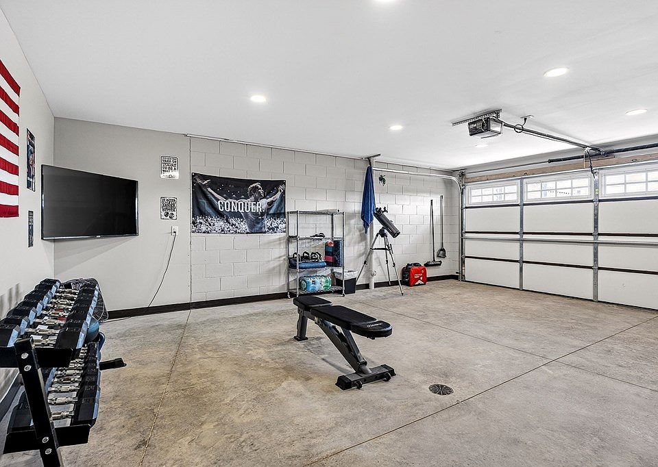55th image of 3001 Tulip Ln