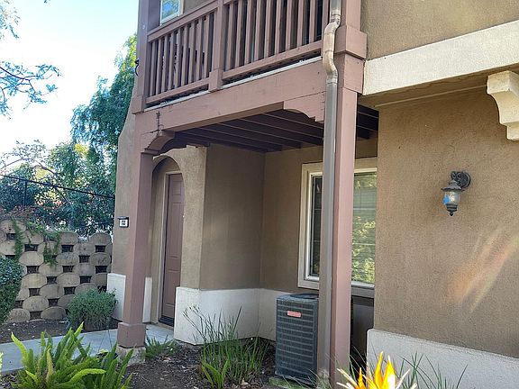 3rd image of 2369 Corte Viejo Unit 72