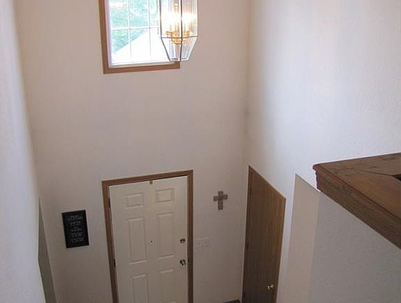 3rd image of 1327 Doncogan Ct