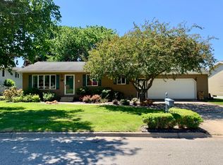 519 13th Pl N, Onalaska, WI 54650