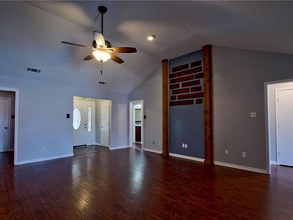 4th image of 3605 6th St