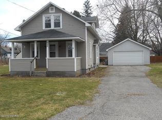 724 Rutledge St NE, Grand Rapids, MI 49525