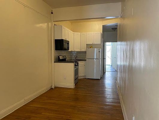 3rd image of 1275 Nostrand Ave #1LR