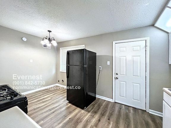 3rd image of 8338 Dottley Dr