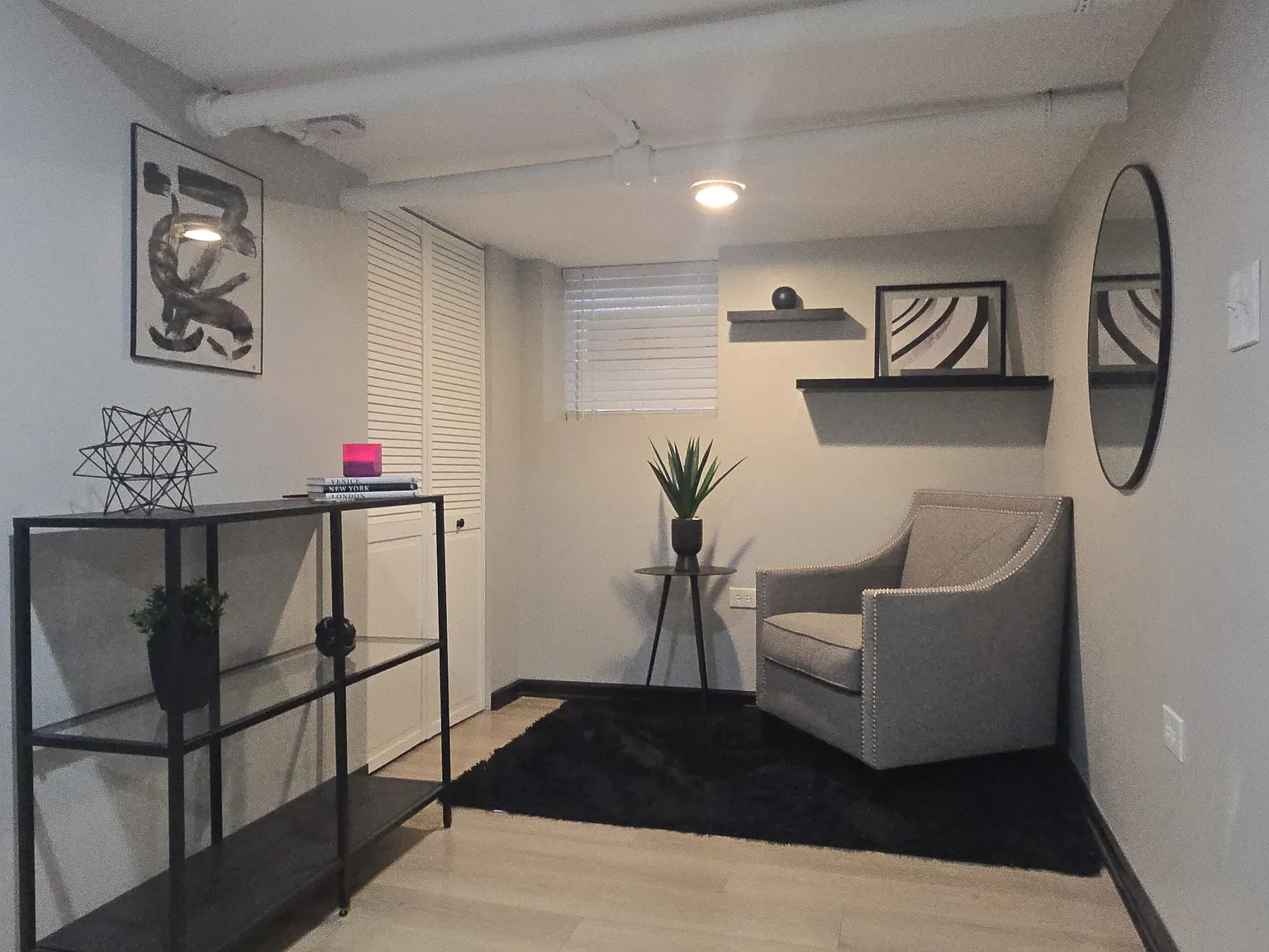 1 bed, 700 sqft, $1,500 — Photo 3