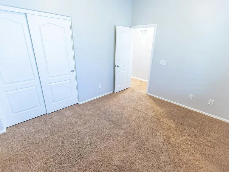 16344 N 182nd Ln — Photo 15