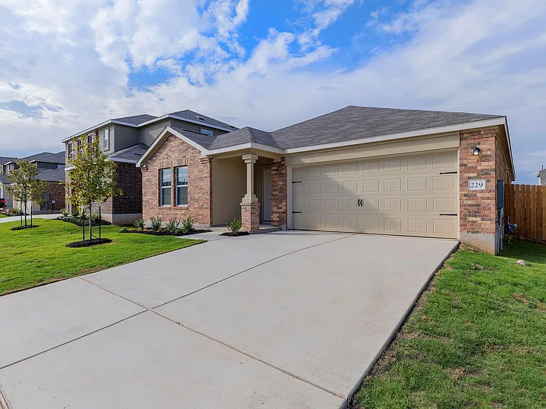 229 Hummingbird Flight Dr — Photo 3