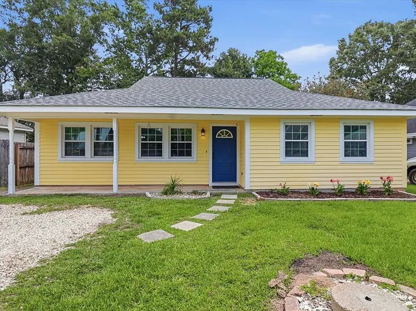 949 Norval St, Mandeville, LA 70448