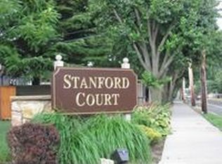 6 Stanford Ct, Wantagh, NY 11793