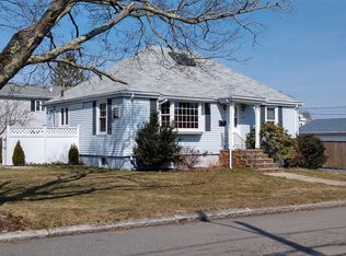 299 King St, Fall River, MA 02724