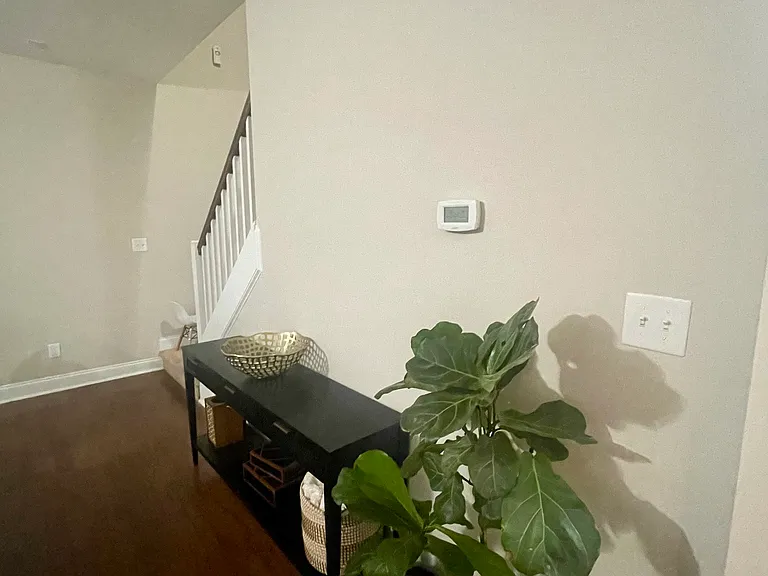 419 Rolling Pines Dr — Photo 6