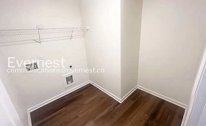 2370 Tournament Dr — Photo 25