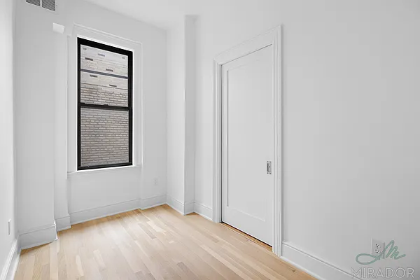 Rented by Mirador Real Estate | media 51