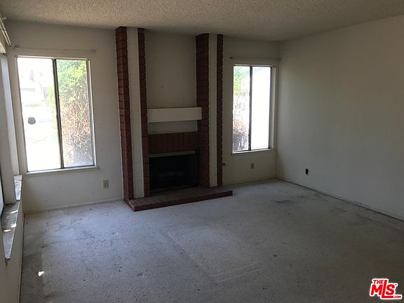 4th image of 1412 Greencastle Ave